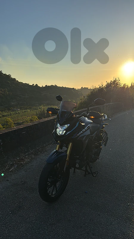 Honda cb200x