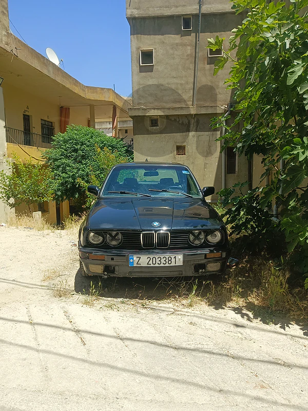 BMW 3-Series 1986 e30 325i