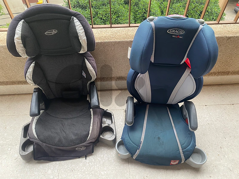 stage 3 /booster carseat