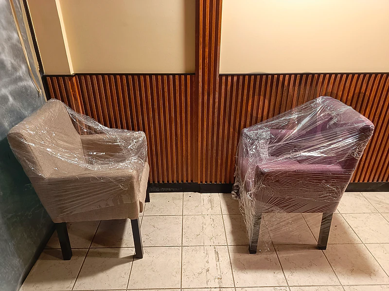 18 chairs for sale in good condition
