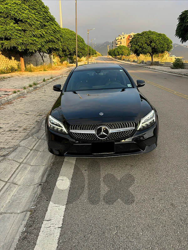 Mercedes-Benz C-Class 2019 C300 4matic