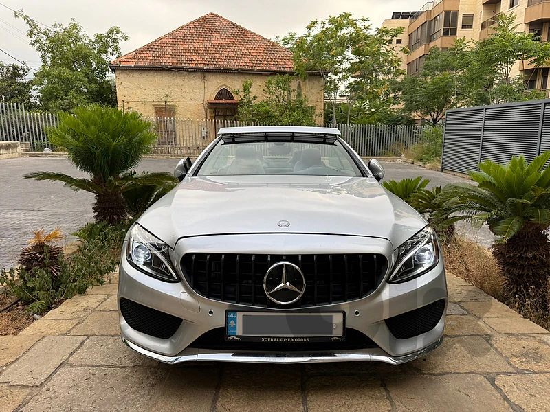 Mercedes C 300 4 Matic cabriolet model 2017 super clean !!!