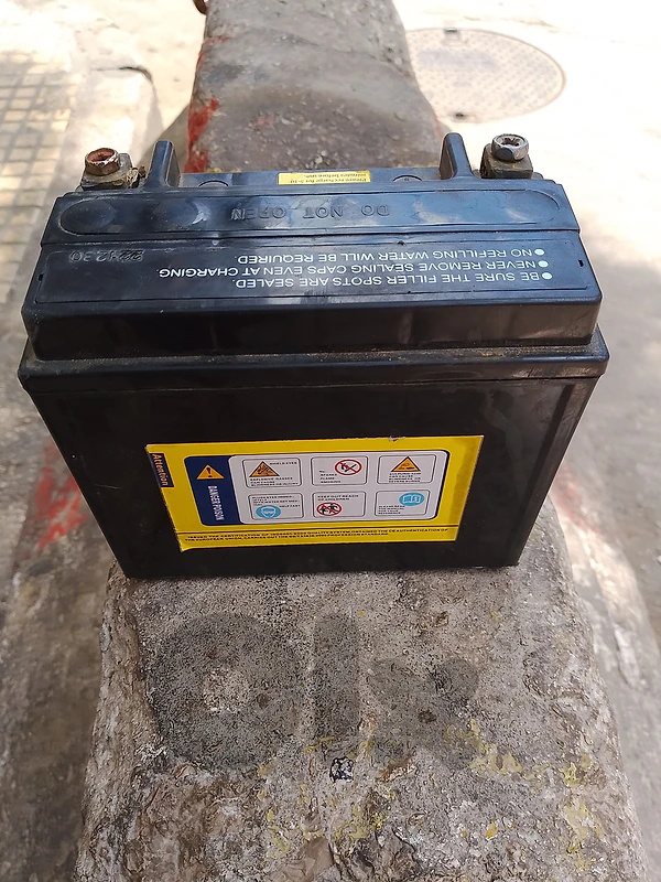 battery 12v 12 amper for silverwing -forsight ext