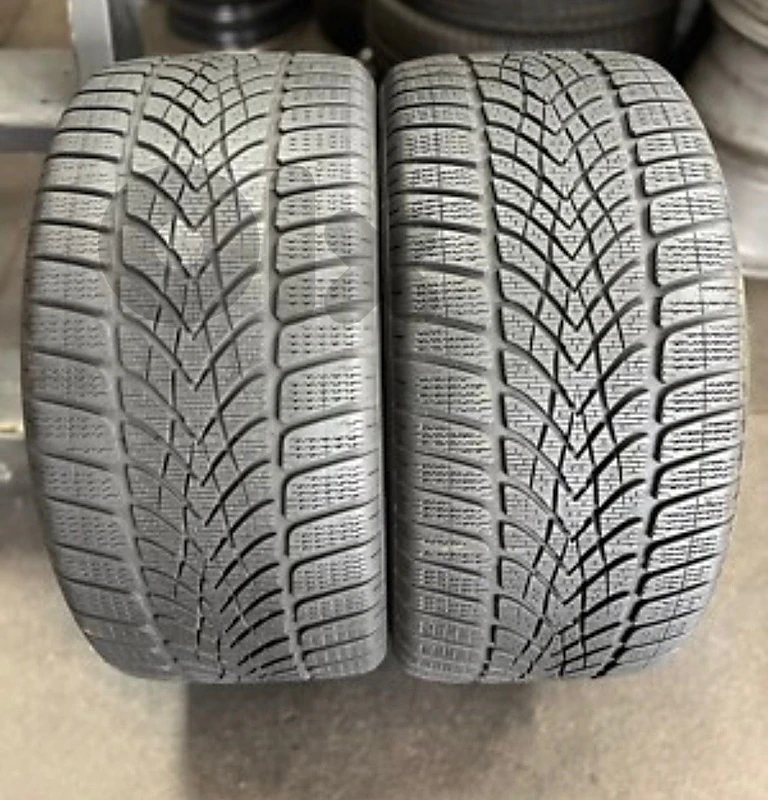 Dunlop SP Winter