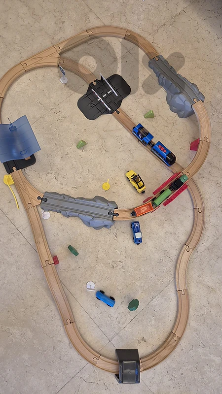 Wooden railway for kids very good condition Playtive