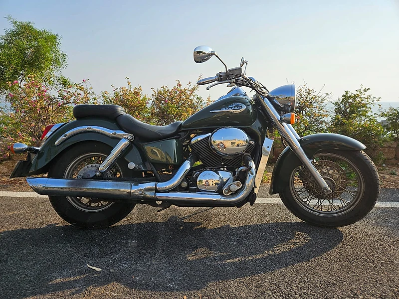 Honda Shadow - 400CC (1996)