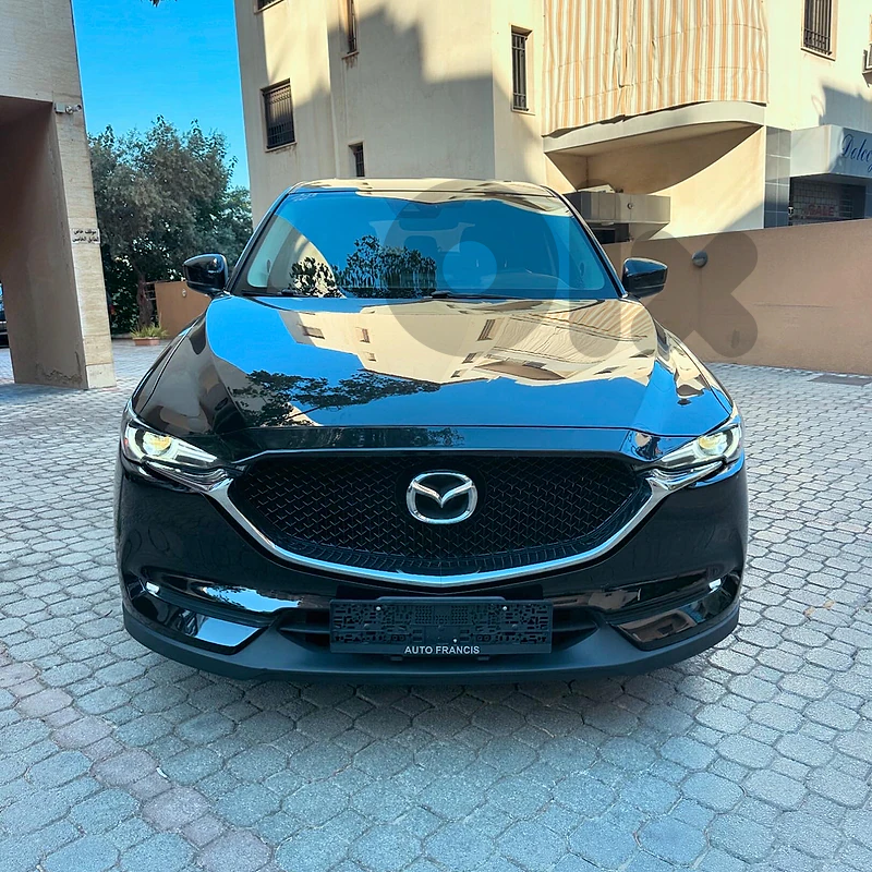 Mazda CX-5 AWD Grand Touring 2018 black on black (clean carfax)
