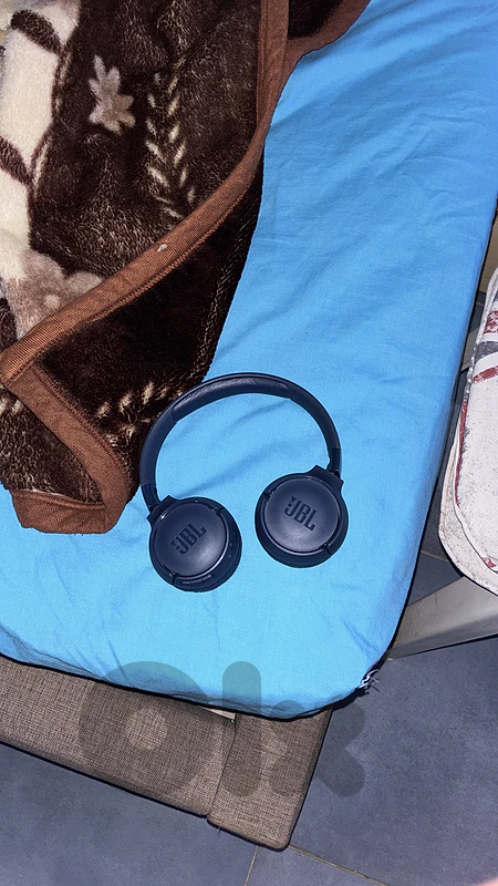 Jbl headphones