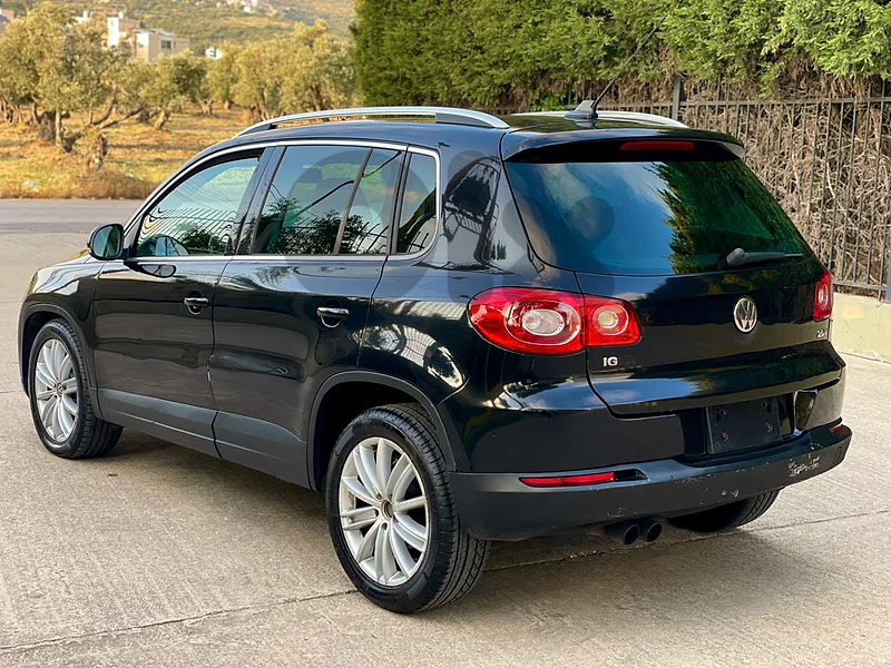 volkswagen tiguan 2011
