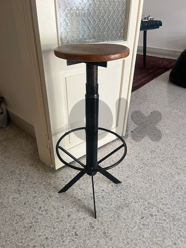 Stool / tabouret
