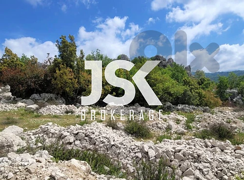 L21671	Land With Mountain View For Sale in Faytroun