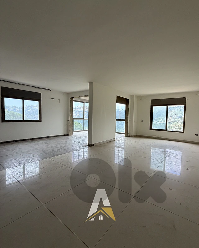 200 SQM Apartment In Qortada With Open Mountain View