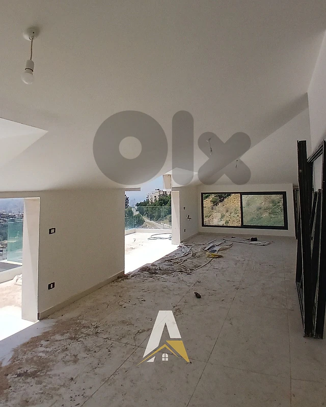215 SQM Apartment With Panoramic Sea View