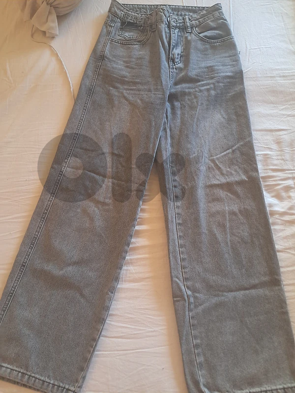 jeanss