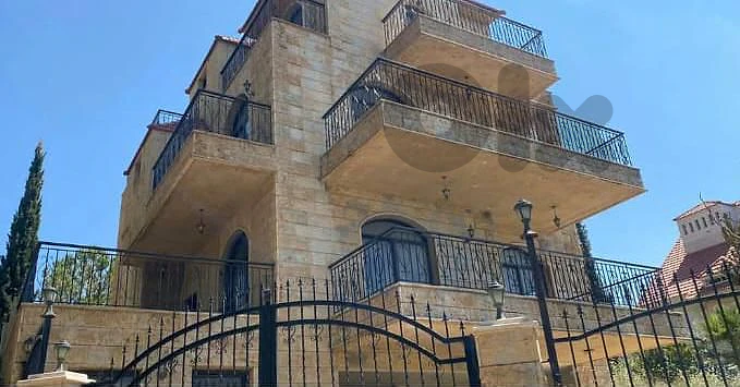 فيلا للبيع في منصورية بحمدونvilla for sale in bahmdon