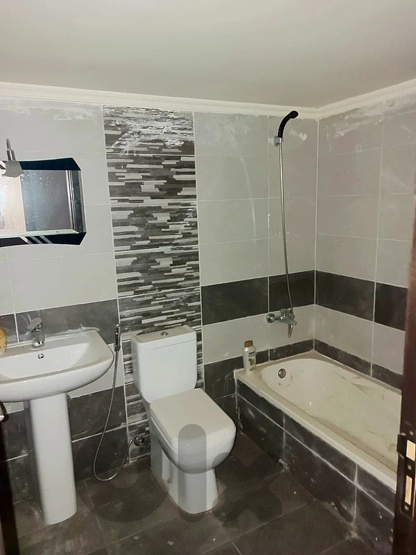 شقة للبيع في عيناب عاليه apartment for sale in ainab aley
