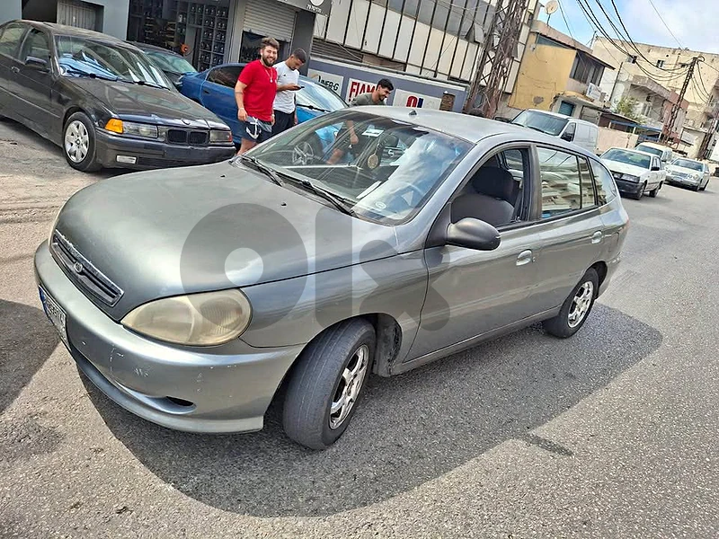 Kia rio 2002 ☎️81057094☎️
