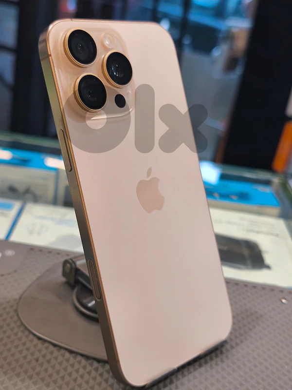 Used 16 pro max 256 gb 289 cycle desert