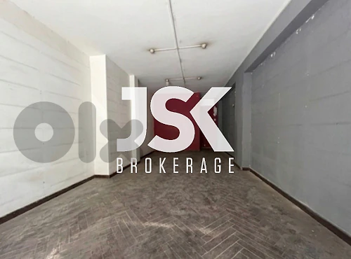L21674 Shop For Rent in Achrafieh, Carré D'or