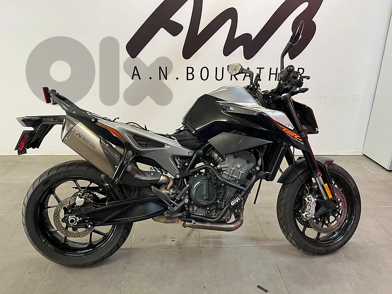 KTM DUKE 790