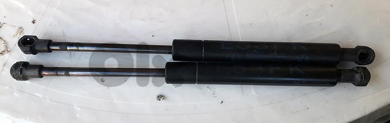 Bmw e53 X5 gas struts for trunk
