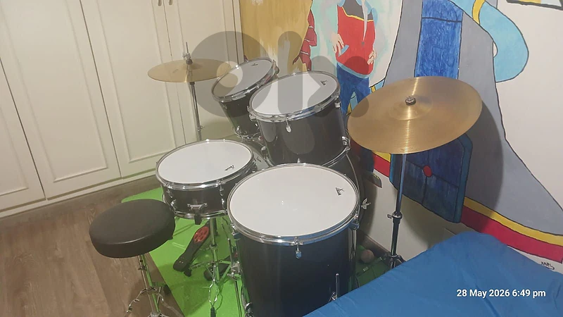 Drums