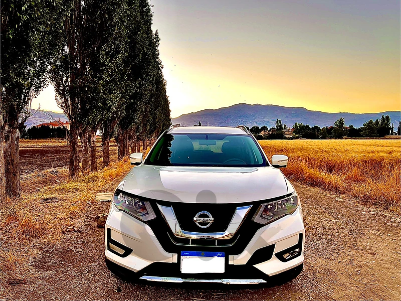 Nissan Rogue 2015(7-seater)