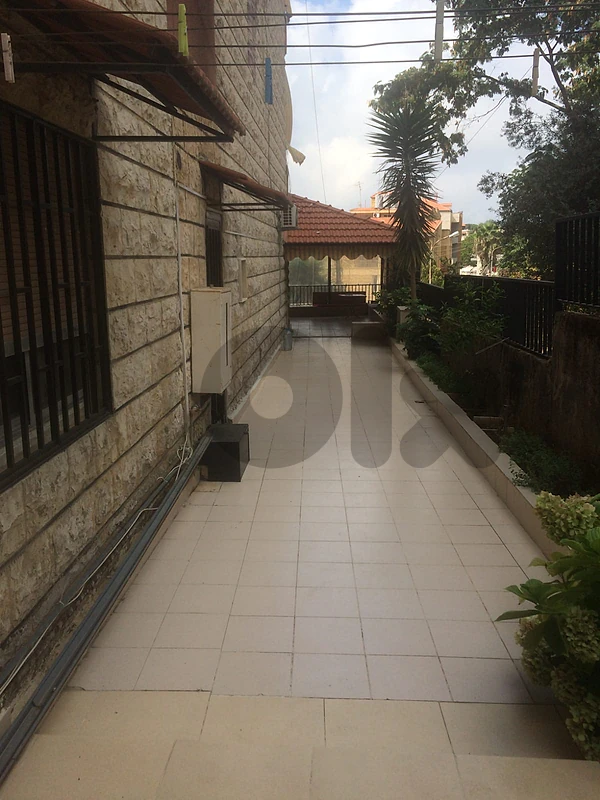 Apartment for sale at  Baabdat | شقة للبيع بعبدات