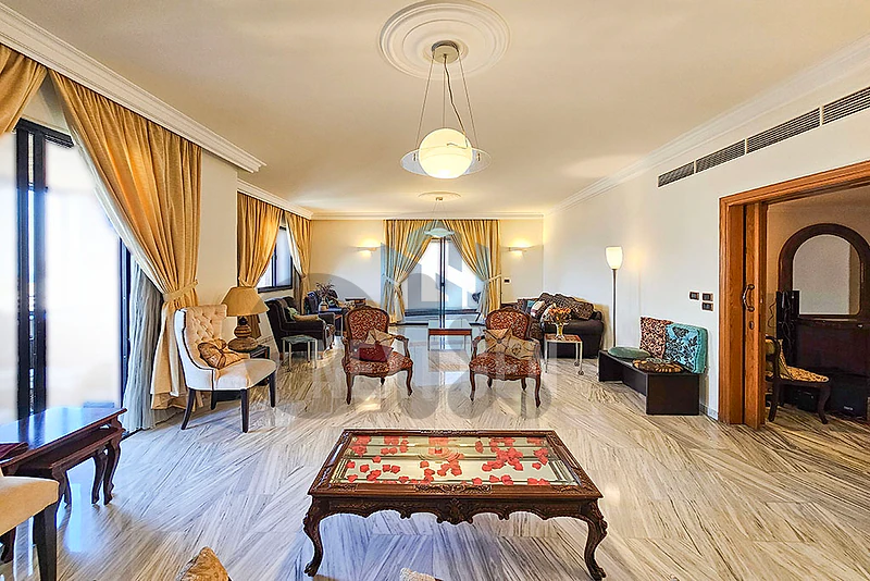Apartment For Rent In Sanayeh | شقة للإيجار الصنائع