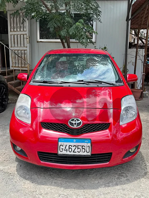 TOYOTA YARIS 2010