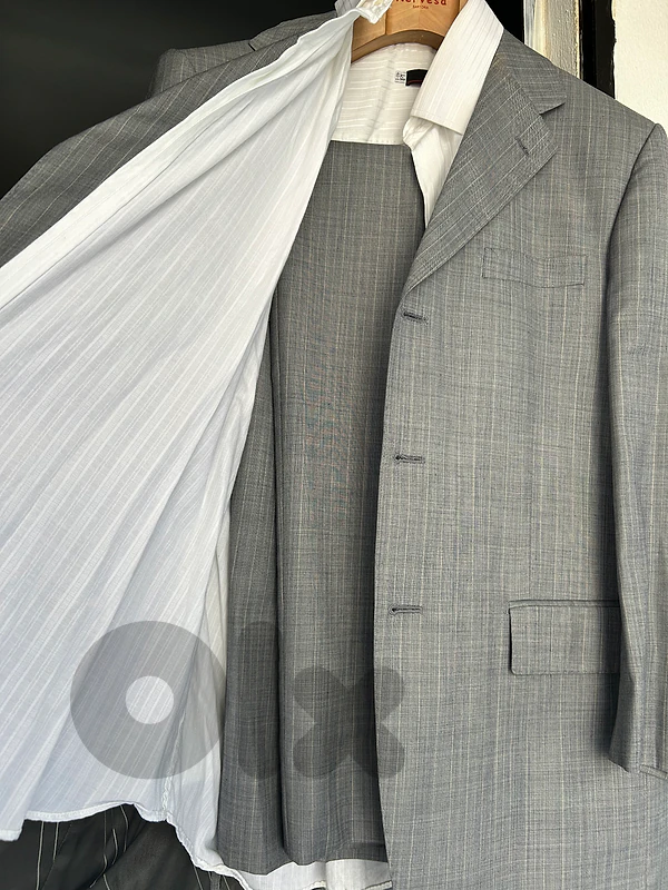 graduation suit