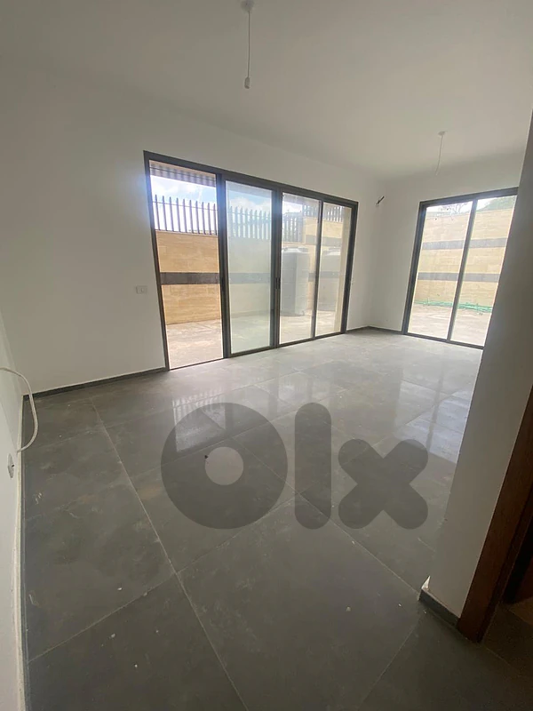 Apartment For Sale in Baabdat 230,000$ شقة للبيع في بعبدات