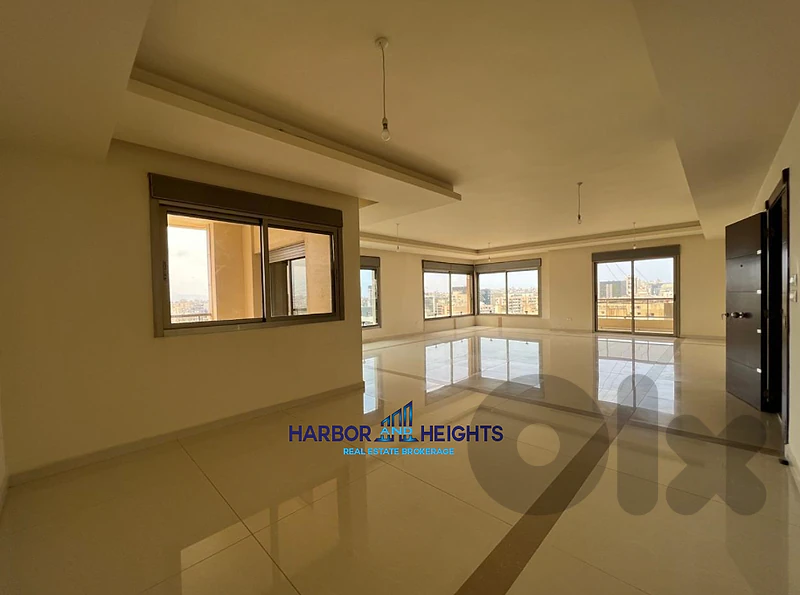 Apartment for Sale in Achrafieh - شقة للبيع في الأشرفية