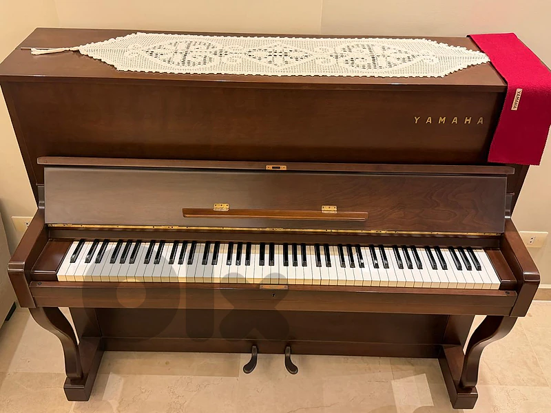 Yamaha U1D Vintage accoustic upright piano