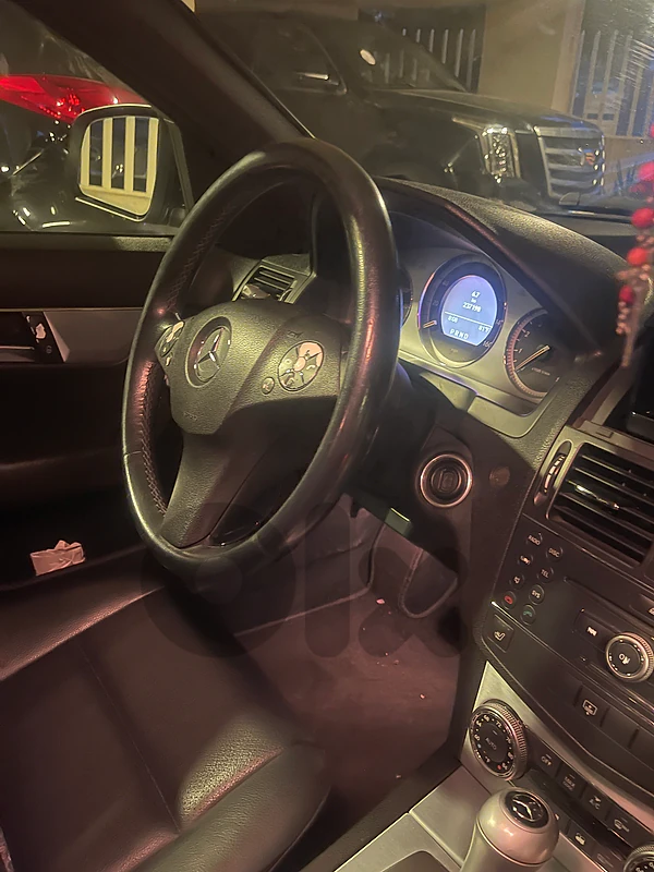 Mercedes-Benz C-Class 2008 C300