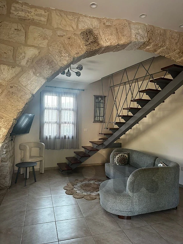 GMB222JC Standalone For Rent In Amchit - منزل مستقل للإيجار في عمشيت