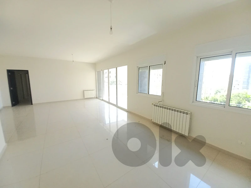 PERFECT FAMILY HOME - BEAUTIFUL BUILDING