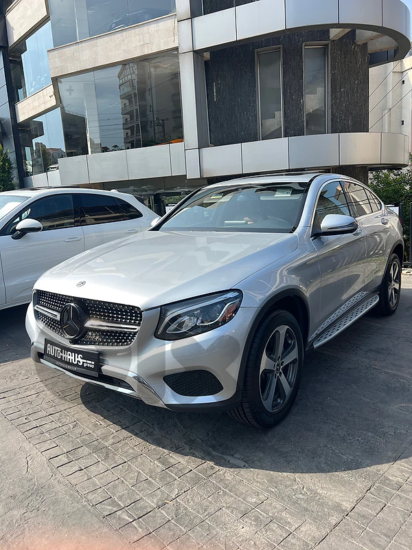 MERCEDES GLC 300 COUPE 2017 !!!!  CLEAN CARFAX - CHEAPEST IN TOWN