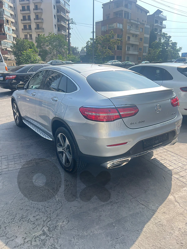 MERCEDES GLC 300 COUPE 2017 !!!!  CLEAN CARFAX - CHEAPEST IN TOWN