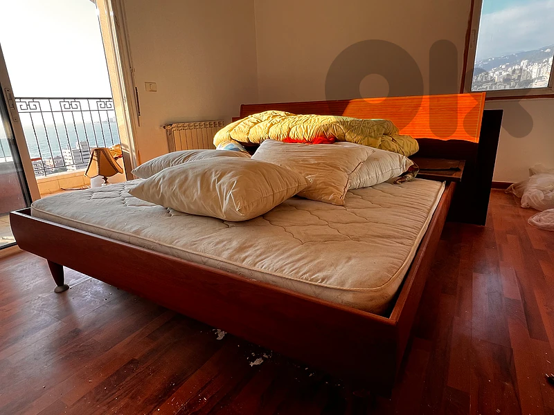 bed and side