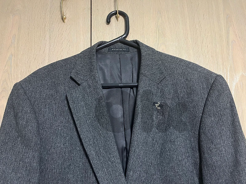 Moustache special gray blazer