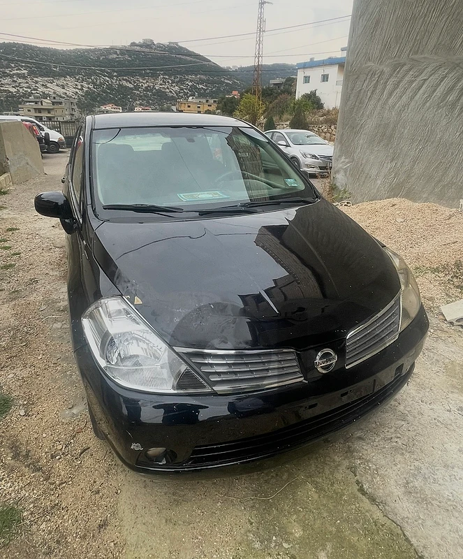 Nissan Tiida 2008 nissan tida 2008