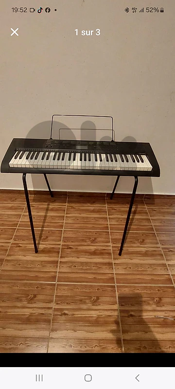 اورغ casio مع صوت بيانو حالة جيدة جدا