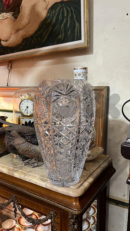 Vase crystall antique فاز كريستال تشيكي اصلي ولا اروع قديم مميز جداا