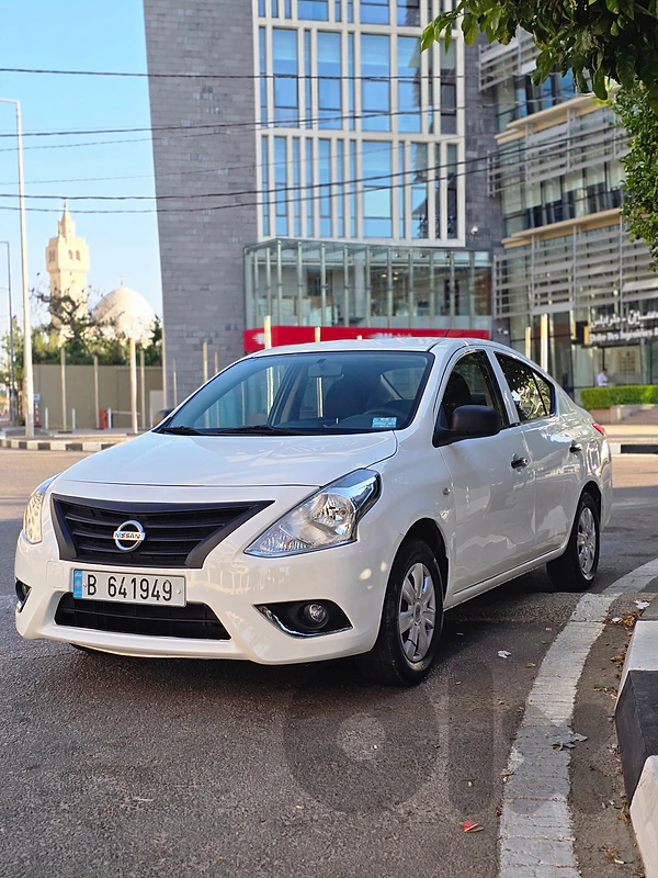 Nissan Sunny 2017