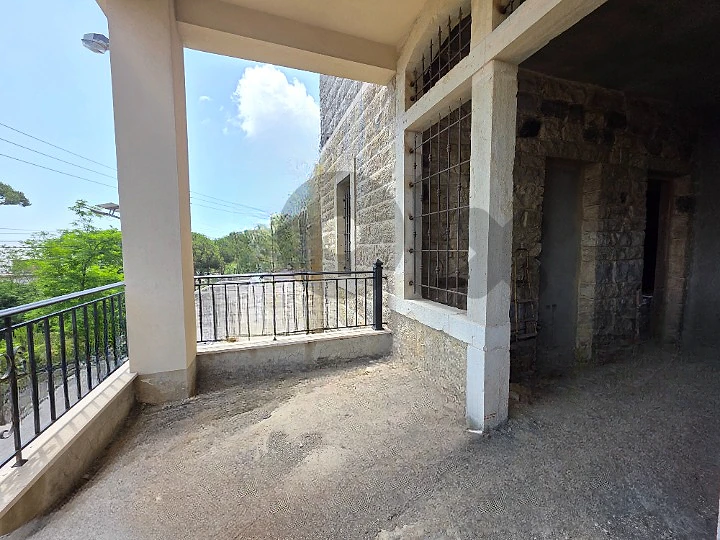 Residential Building for Sale in Ayroun
