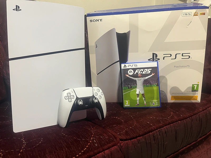 ps5 uk used 1 month