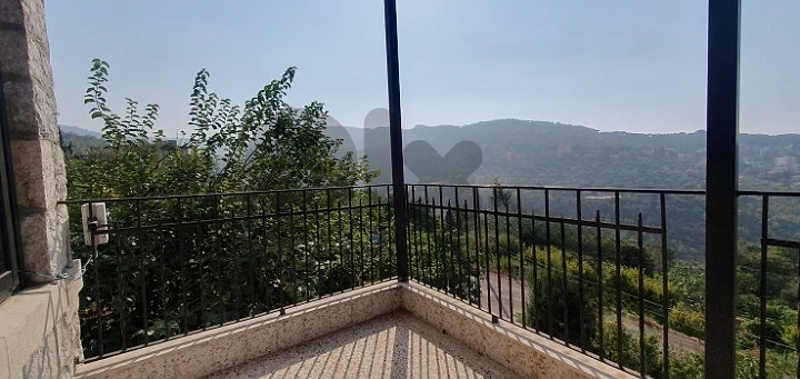 Traditional House for Sale in Khenchara