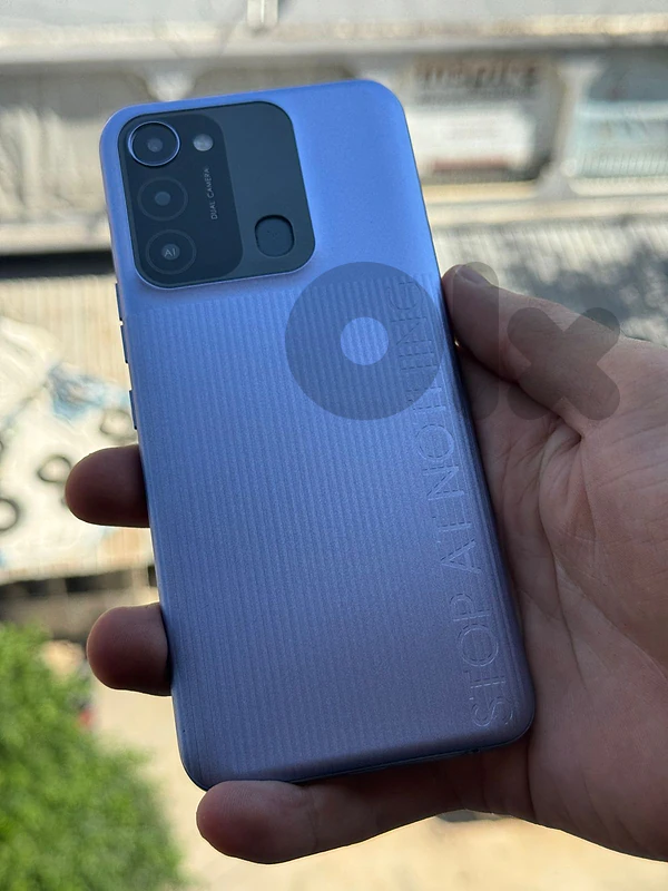 Tecno spark 8C 
64gb
4ram
جديد بعده ولا خدش