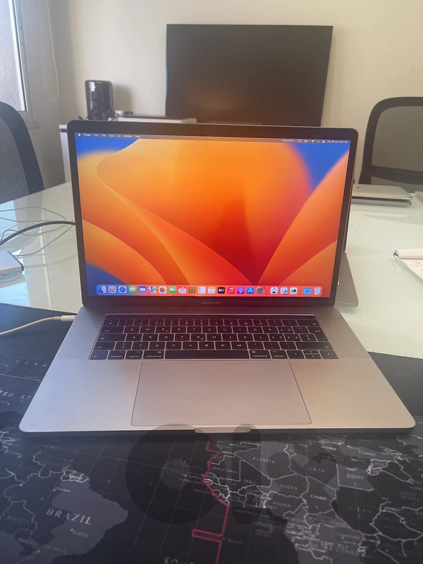 Apple MacBook Pro 15” (2017) – 1TB SSD | 16GB RAM | Intel Core i7